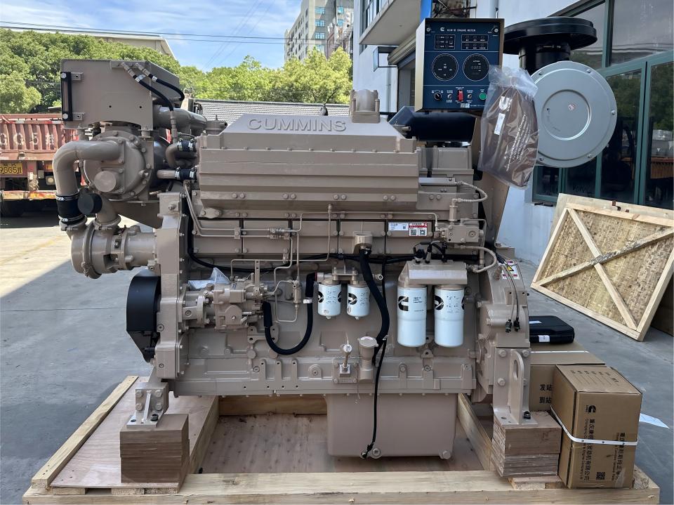 Cummins KTA19 Series 317kw~522kw Marine Diesel Engine